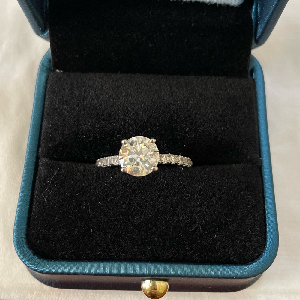 1.5CT Moissanite Round Brilliant Rhodium Plated  engagement ring solitare silver